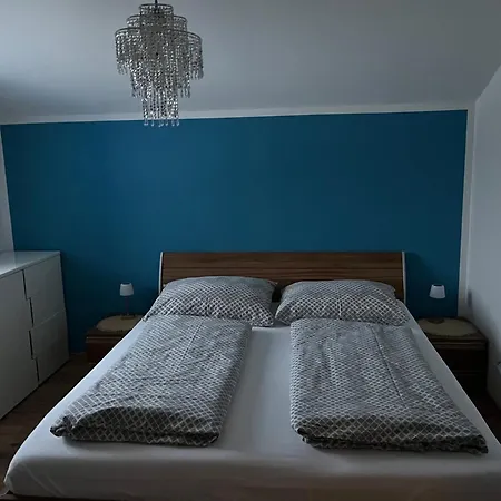 Großzügige Wohlfühl-ferienwohnung *