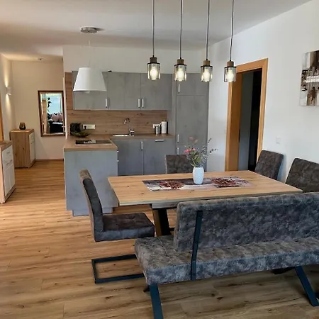 Grosszuegige Wohlfuehl-ferienwohnung Lendorf