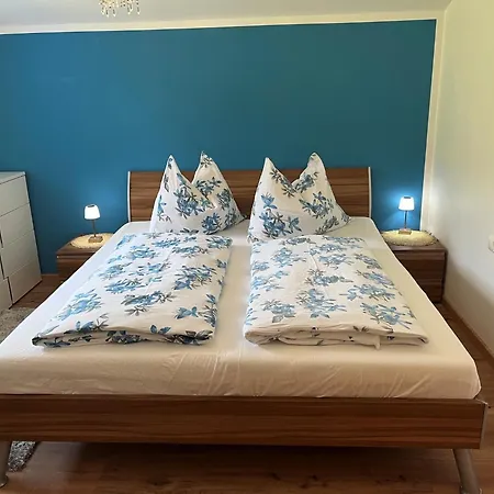 Lägenhet Grosszuegige Wohlfuehl-ferienwohnung *