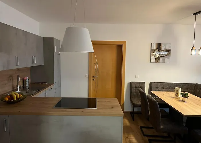 Grosszuegige Wohlfuehl-ferienwohnung Apartament Lendorf